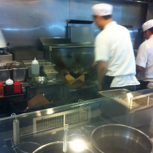 7/18/2012にShawn A.がIGK - International Gourmet Kitchenで撮った写真