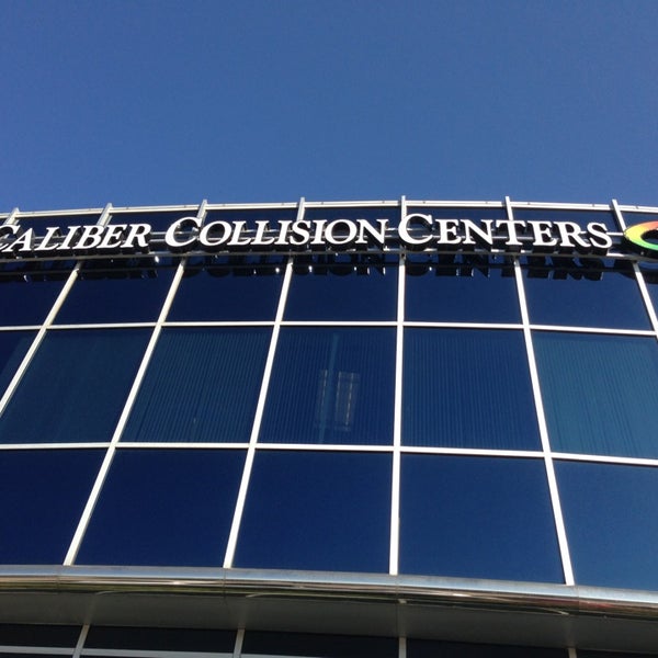Caliber Collision HQ Structure in Lewisville