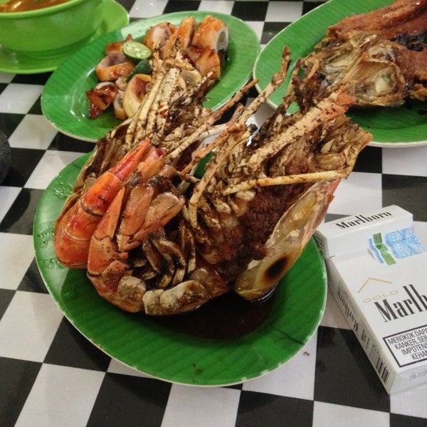 Restoran Sunda Kelapa Seafood Restaurant in Jakarta Utara Restoran Sunda Kelapa Seafood Restaurant in Jakarta Utara