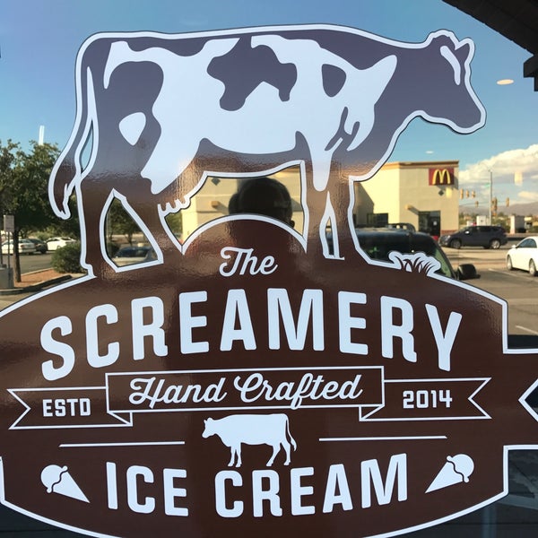 Photo taken at The Screamery Hand Crafted Ice Cream by Gary M. on 11/29/2016