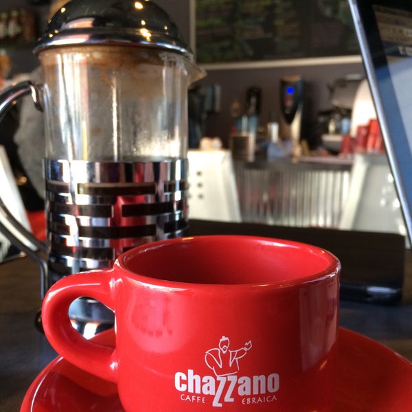 Photo taken at Chazzano Coffee Roasters by Julie Y. on 3/24/2015