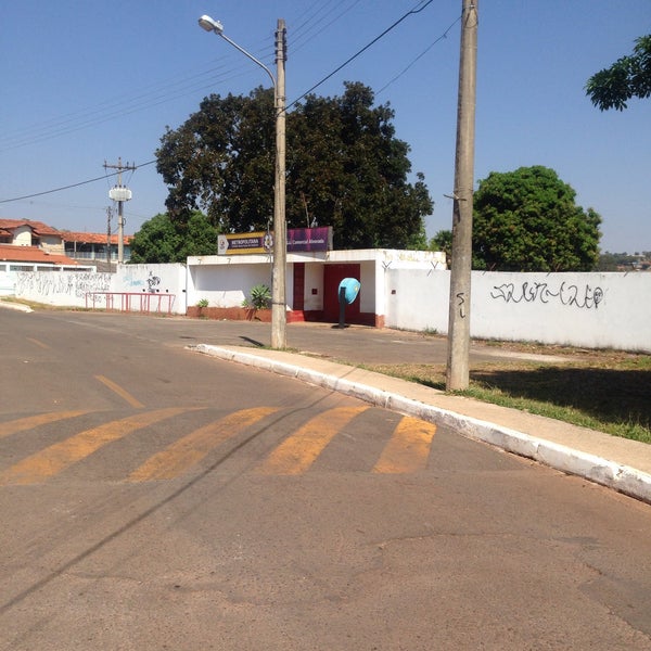 Como chegar até Estádio Vasco Viana de Andrade em Núcleo Bandeirante de  Ônibus ou Metrô?