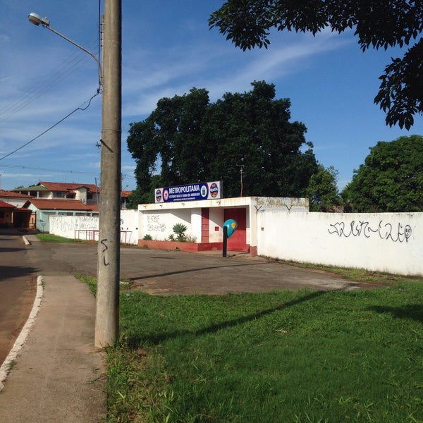 Como chegar até Estádio Vasco Viana de Andrade em Núcleo Bandeirante de  Ônibus ou Metrô?