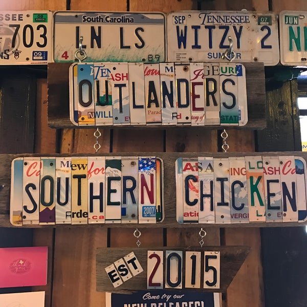 Photo taken at Outlanders Southern Chicken by Skip O. on 12/2/2016