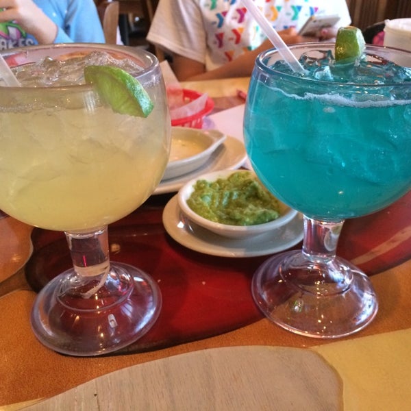 4/12/2014 tarihinde Marcel B.ziyaretçi tarafından El Agave Mexican Restaurant'de çekilen fotoğraf