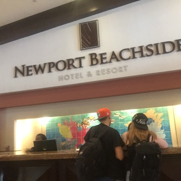 Foto diambil di Newport Beachside Hotel &amp; Resort oleh Thomas K. pada 10/24/2015