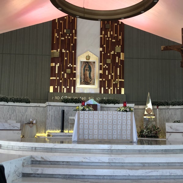 Photo taken at Templo de Nuestra Señora de Guadalupe &quot;La Lomita&quot; by Pepe Orozco on 4/8/2018