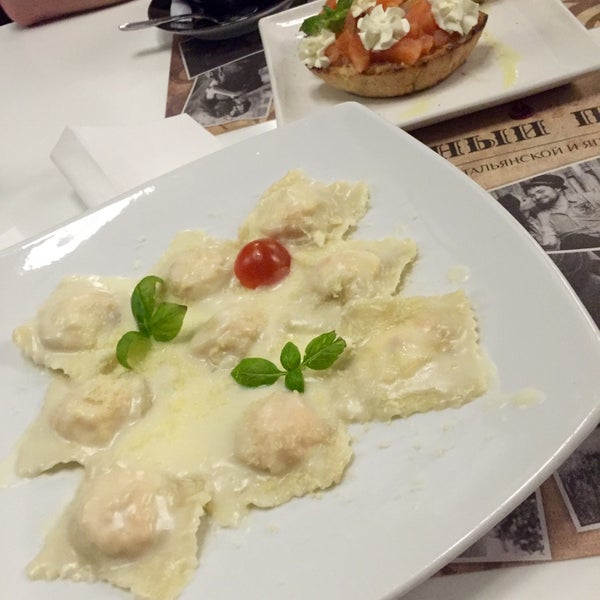 Черный перец ресторан. Черный перец симферопольский. Черный перец симферопольский. Poivre noir jasmin black pepper. Ресторан черный импульс.