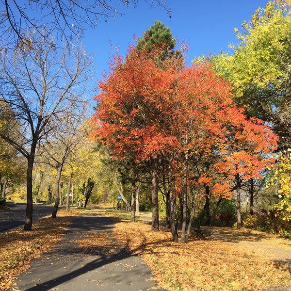 Grand Rounds National Scenic Byway - Cleveland - Minneapolis, MN