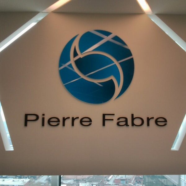 Pierre fabre бренды. Страстный пьер фабр. Пьер фабр. Пьер фабр косметика. Pierre fabre логотип.