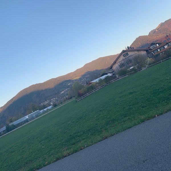 Foto diambil di Tegernsee oleh Turki A. pada 10/26/2019