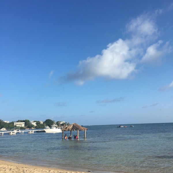 Снимок сделан в Copamarina Beach Resort пользователем Winifred T. 6/18/2016