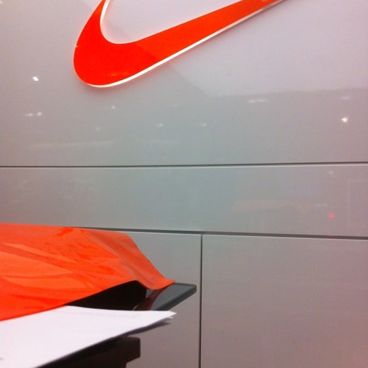 Ir al circuito Predecir Seleccione Nike - Sporting Goods Shop in Almada