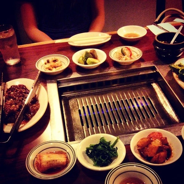 Снимок сделан в Seoul Garden Restaurant пользователем Stevie V. 6/13/2014