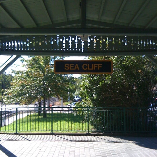 LIRR Sea Cliff Station Train Station