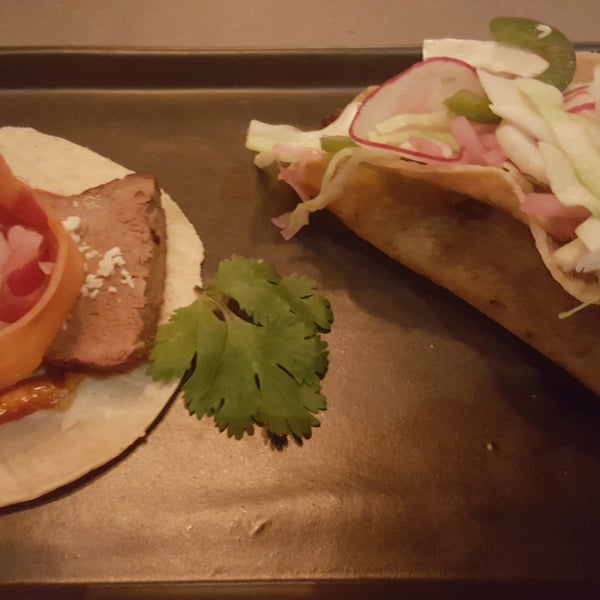 Foto scattata a Crujiente Tacos da Sherrye A. il 5/28/2017