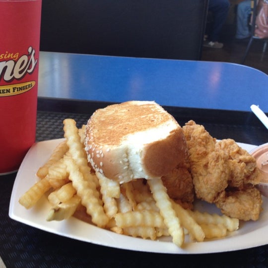 Photo taken at Raising Cane&#39;s Chicken Fingers by Fatima G. on 11/5/2012