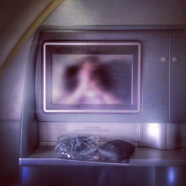 Photos at United Airlines Flight UA 888 - Shùnyì - 1 tip from 38 visitors