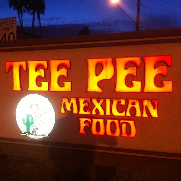 Photo taken at Tee Pee Mexican Food by Richard H. on 1/24/2013