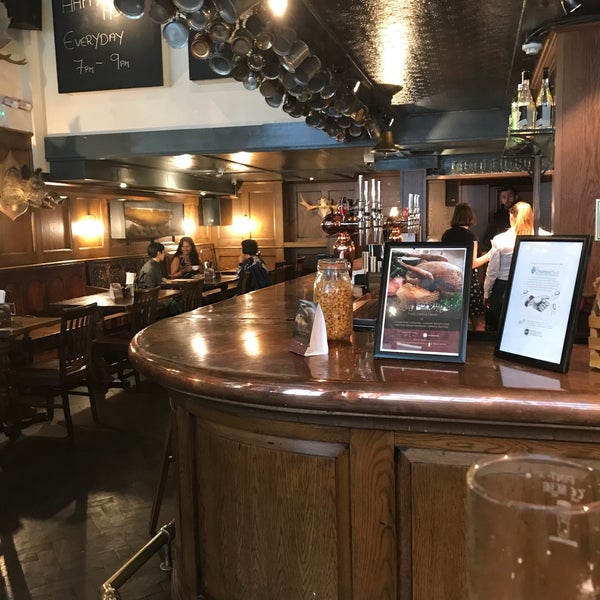 10/4/2018 tarihinde Martin H.ziyaretçi tarafından The White Swan Pub &amp; Dining Room'de çekilen fotoğraf