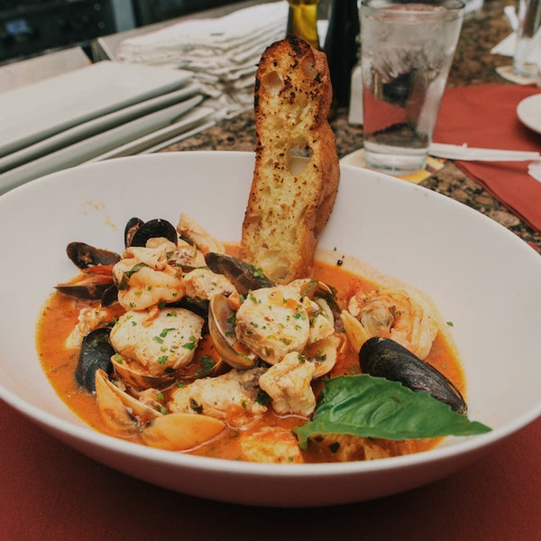 Das Foto wurde bei Capone&#39;s Italian Cucina von Capone&#39;s Italian Cucina am 10/30/2014 aufgenommen