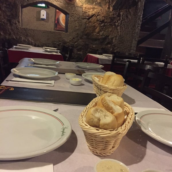Das Foto wurde bei Restaurante Spaghetto von Juliano B. am 6/18/2016 aufgenommen