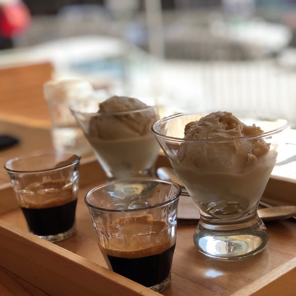 Photo taken at Bucket &amp; Bay Craft Gelato Co by Vincent on 3/9/2019