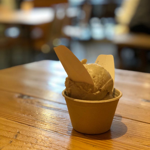 Photo taken at Bucket &amp; Bay Craft Gelato Co by Vincent on 6/28/2019