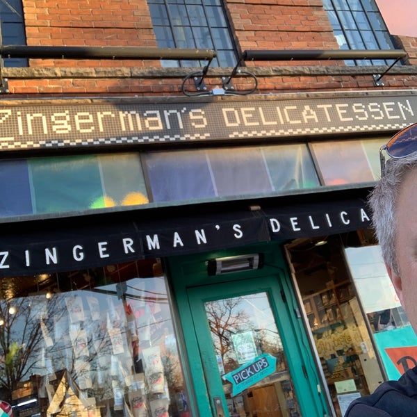 Photo taken at Zingerman&#39;s Delicatessen by Joe H. on 11/6/2022
