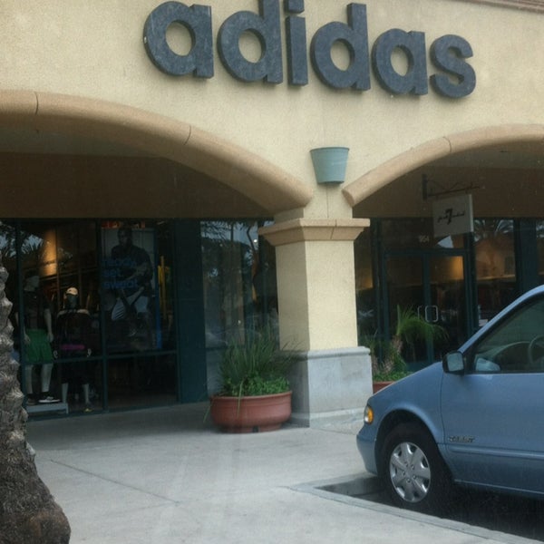 Adidas outlet shop gran canaria