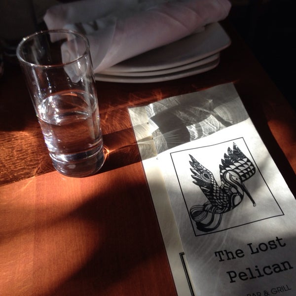 รูปภาพถ่ายที่ The Lost Pelican โดย Tina H. เมื่อ 7/26/2014