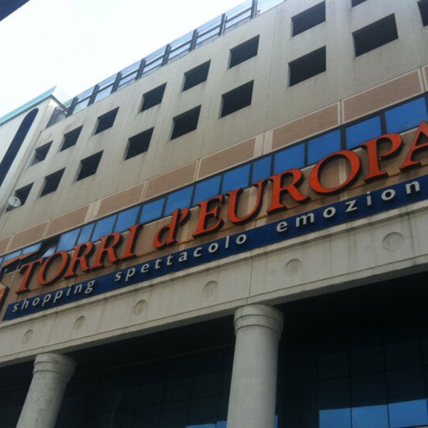 Tempo di saldi al Centro commerciale Torri D'Europa!