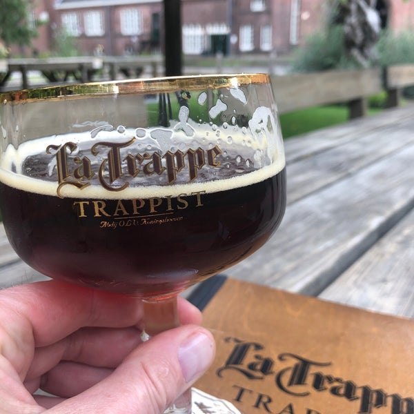 Снимок сделан в Bierbrouwerij de Koningshoeven - La Trappe Trappist пользователем Bram C. 9/4/2019