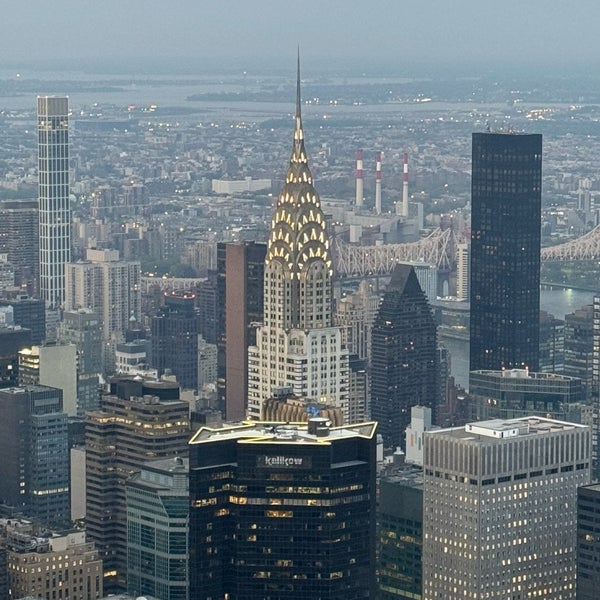 Foto diambil di Empire State Building oleh Francesco M. pada 4/30/2024
