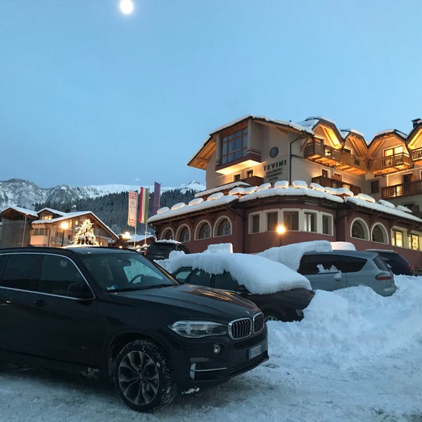 Foto diambil di Hotel Tevini oleh Francesco M. pada 12/28/2017