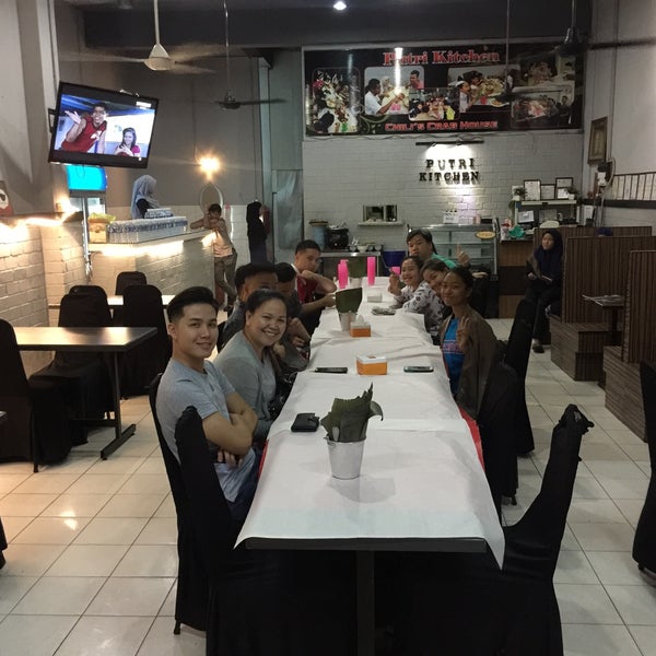 putri kitchen kota kinabalu