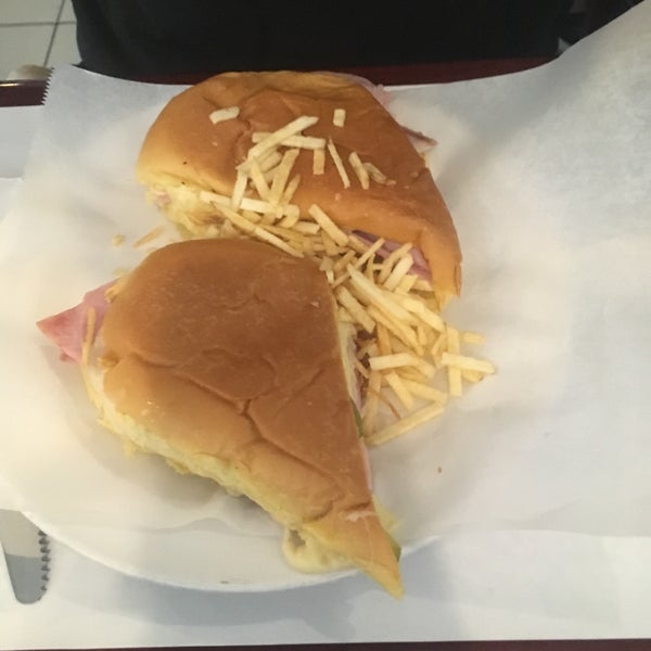 We tried the medianoche sandwich which was good, and some appetizers with minced meat that were not very tasty. Needed to add lots of salt & pepper to make it interesting.