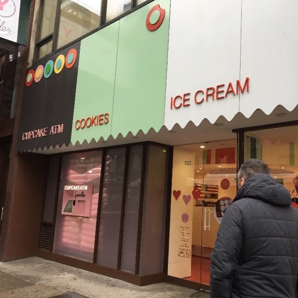 Sprinkles Cupcake ATM (Now Closed) Cupcake Shop in New York