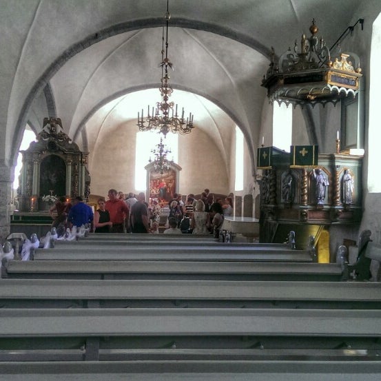 Photo taken at Rootsi-Mihkli kirik by Maurice on 7/26/2014