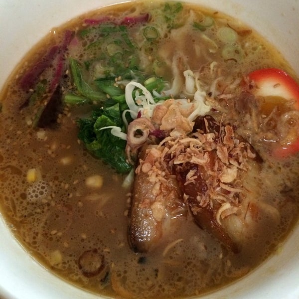 Foto diambil di TAAN Noodles oleh Lin Z. pada 6/21/2014