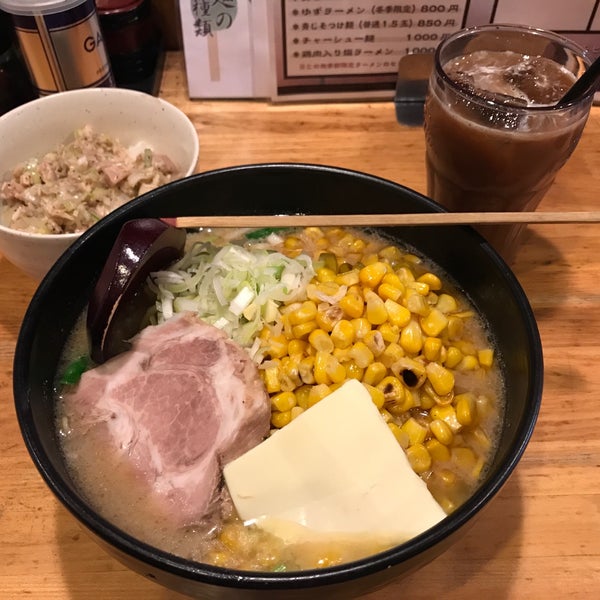 会津ラーメン 和 263人の訪問者 から 1つのtip 件