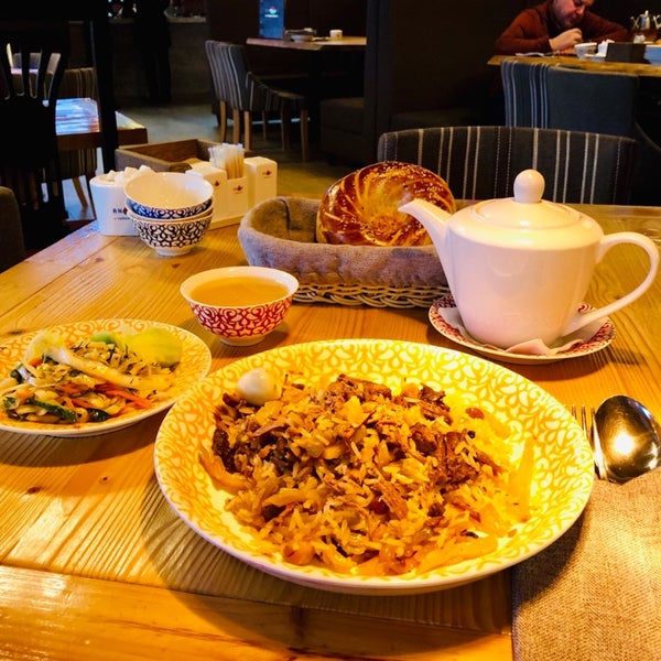 Чайхона анор анор краснодар. Чайхона кебаб казань. Чайхана анор фуд. Чайхона анар. Индейкамв танжире с овощами.