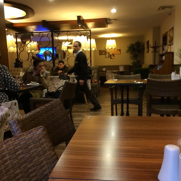 Снимок сделан в İncir Ağacı Cafe &amp; Restaurant пользователем 🔜Mehmet🔙 1/26/2016