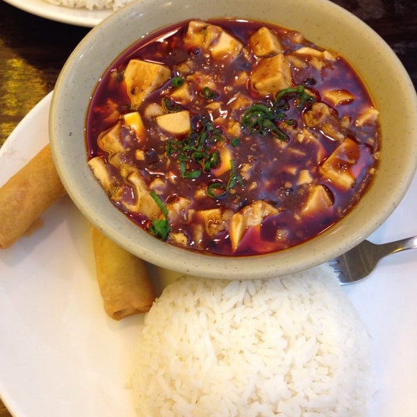 Das Foto wurde bei Shanghai Cuisine 33 von Yumi W. am 11/17/2014 aufgenommen