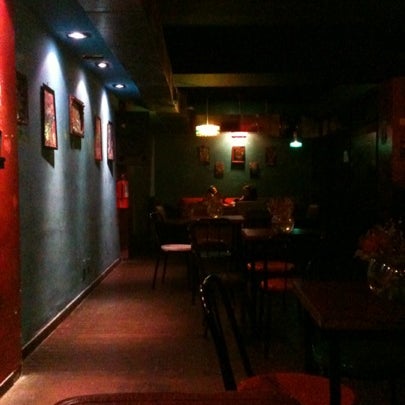 8/14/2012 tarihinde Henrique O.ziyaretçi tarafından Flux Bar'de çekilen fotoğraf