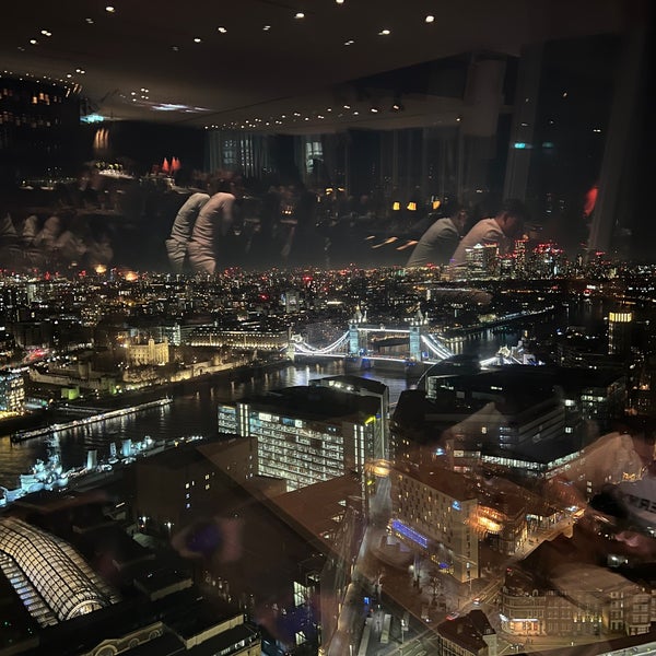 Photo taken at Oblix at The Shard by Alex K. on 4/7/2023