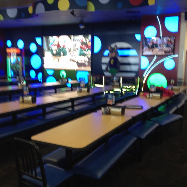 Fotos en Chuck E. Cheese TakomaDC 1 tip de 146 visitantes