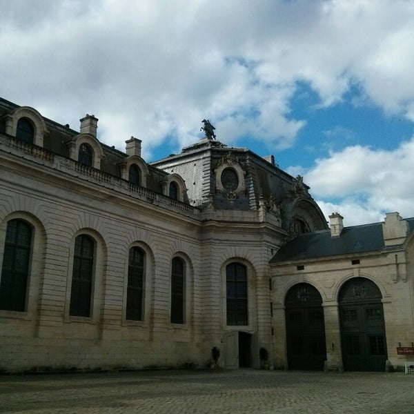Photo taken at Musée Vivant du Cheval by Yves P. on 4/5/2015