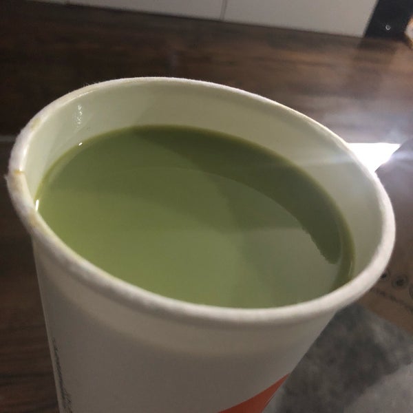 4/2/2018에 LYNX P.님이 CoCo Fresh Tea &amp; Juice에서 찍은 사진