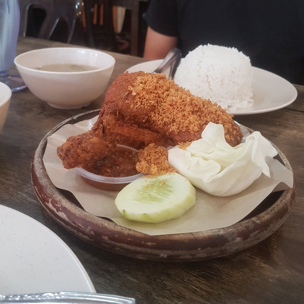 Ayam Penyet Ibu Nor Indian Restaurant
